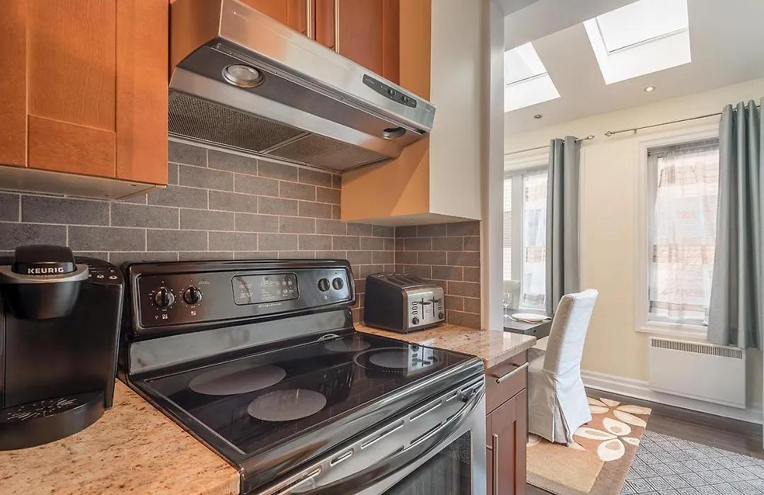 Apartment Et Studio Montreal-1