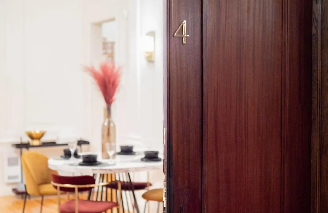 Historical Condo In Montreal - La Marie Antoinette-1