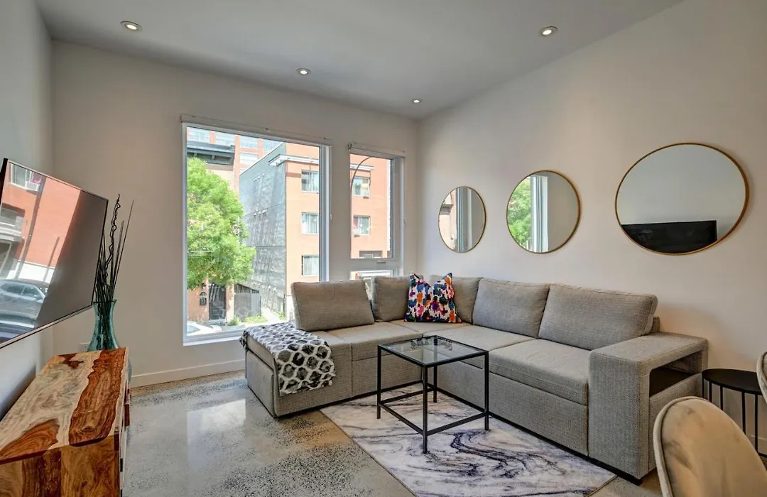 Amazing 1Bedroom Great Location Presented By Tripmontreal-1