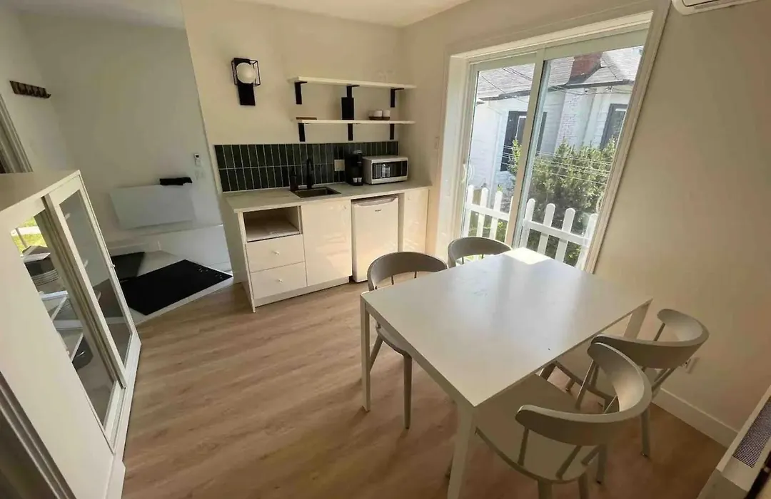Pavillon De Jardin Neuf Baie De Tadoussac Clim Parking - 2 Chambres-1