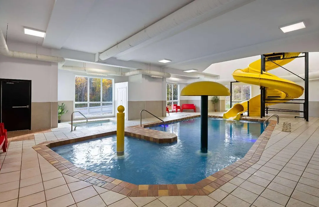 Super 8 By Wyndham Sainte Agathe Des Monts-1