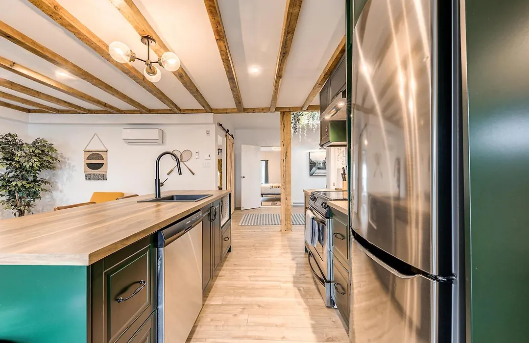 North House - Spectacular 3 Bedroom Old Quebec Penthouse-1