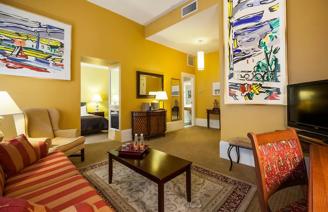 Lhotel-1