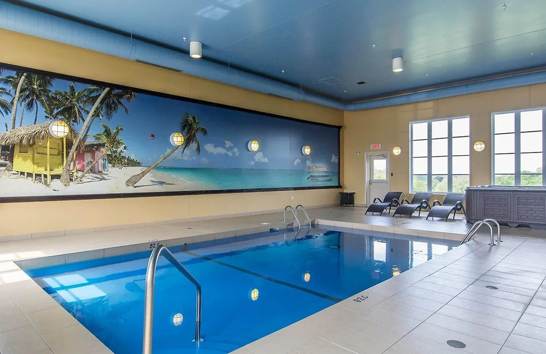 Comfort Inn & Suites-1