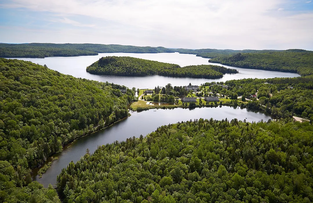 Auberge du Lac-à-l'Eau-Claire-1