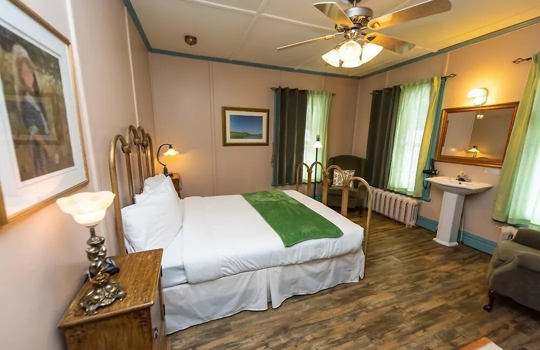 Hôtel-Auberge la Grande Maison et Spa-1