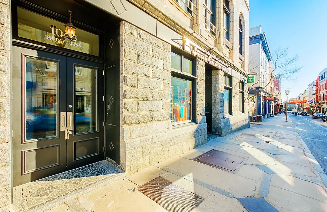 Les Lofts 1048-1
