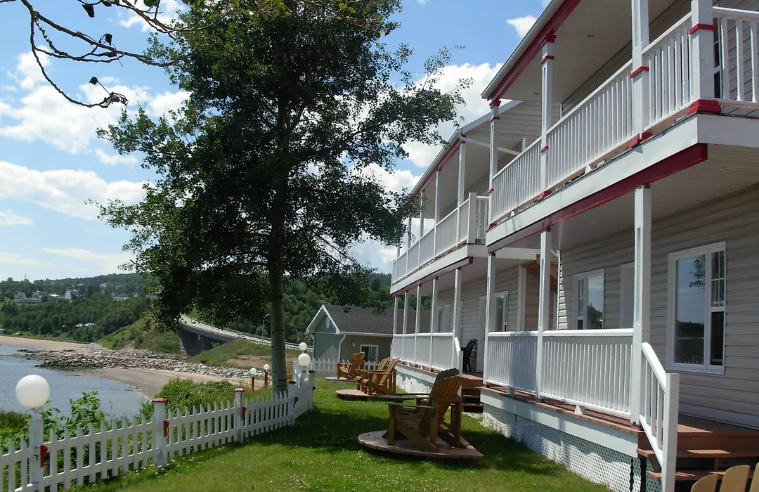 Motel Et Chalets Bo-Fleuve Evangeline-1