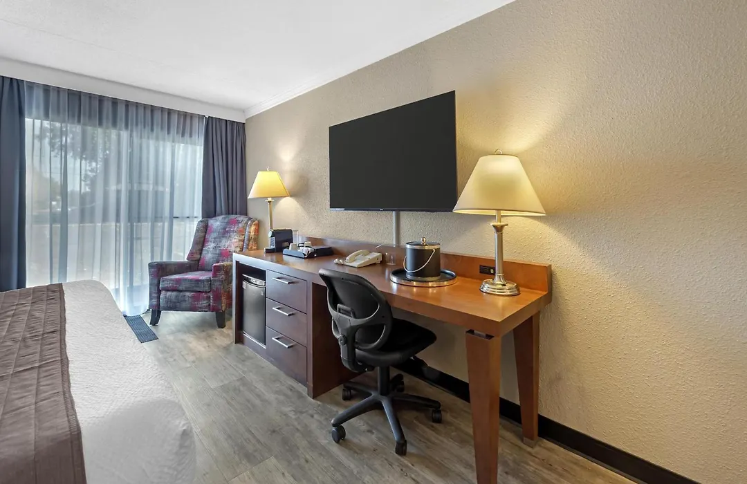 Best Western Hotel Universel Drummondville-1