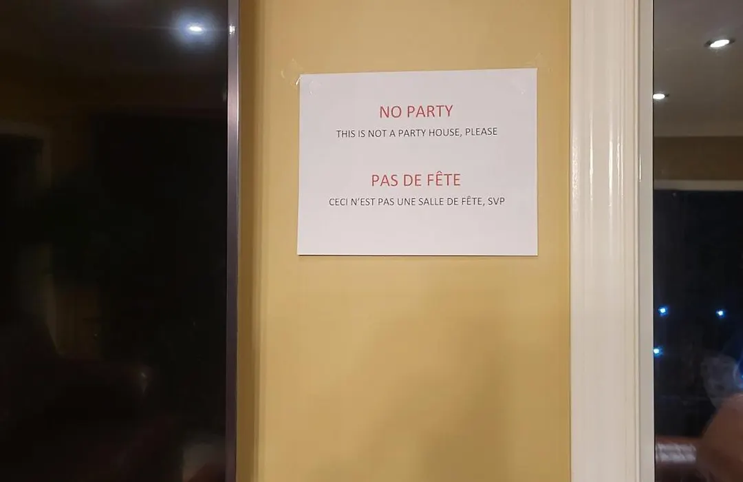 Villa Delrose Waterfront - No Party-1