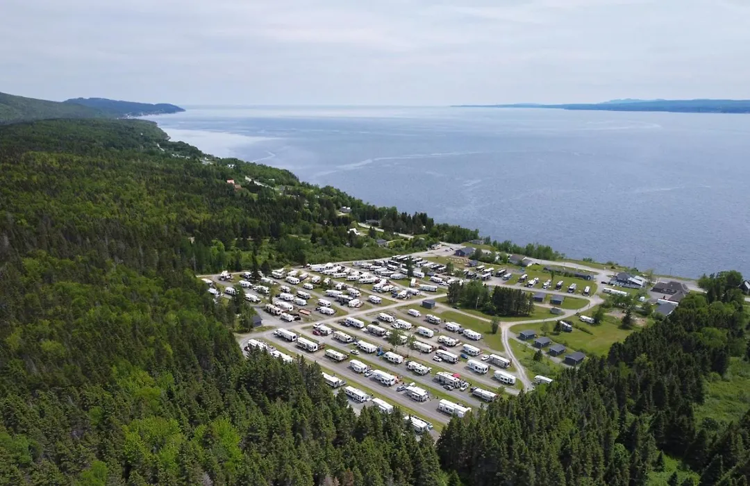 Camping Motel & Chalets Baie De Gaspe-1