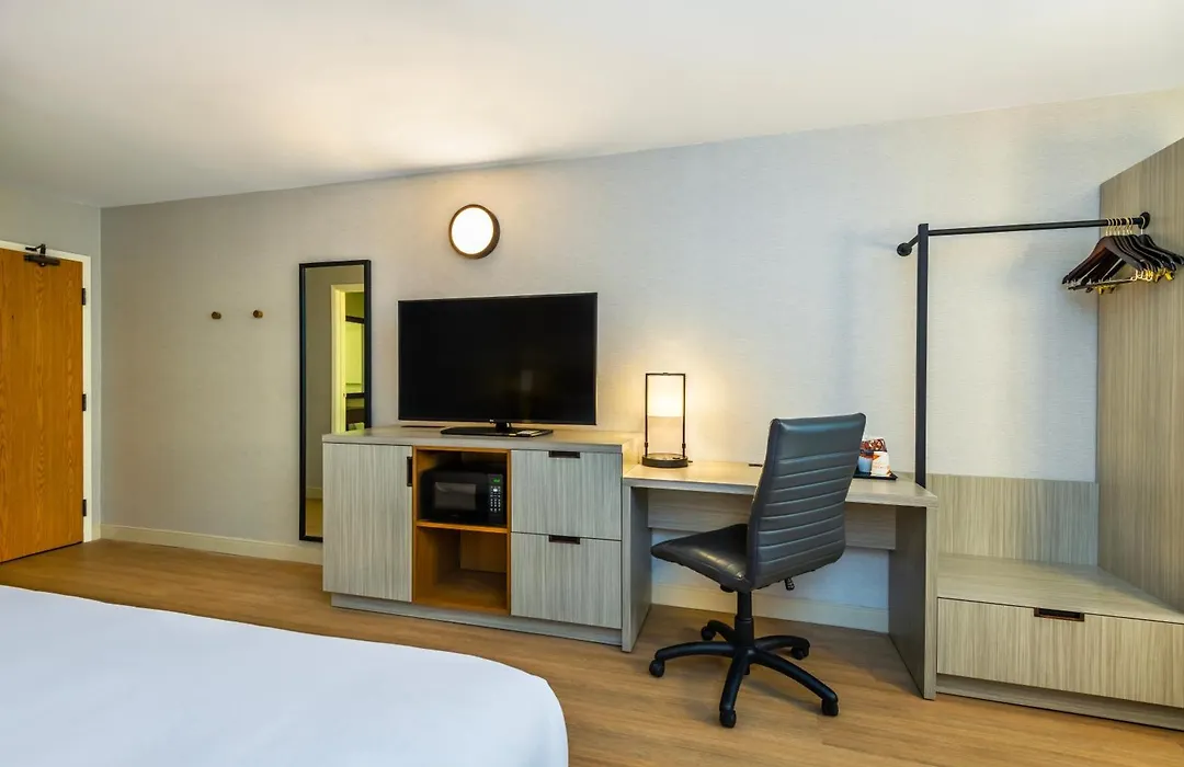 Comfort Inn Alma - Lac-Saint-Jean-1