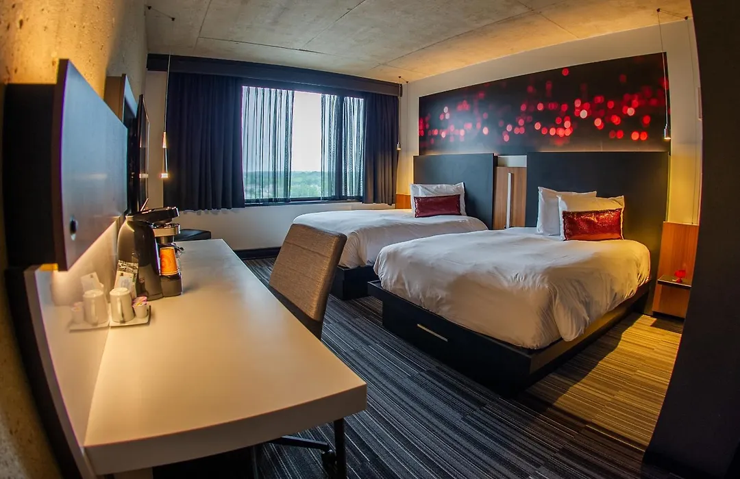 Grand Times Hotel Drummondville-1
