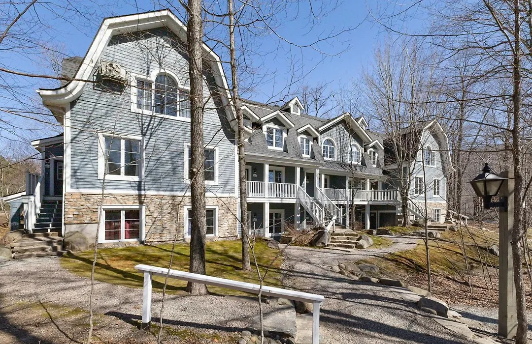 Huge Condo In Front Of Tremblant Ski Resort-1