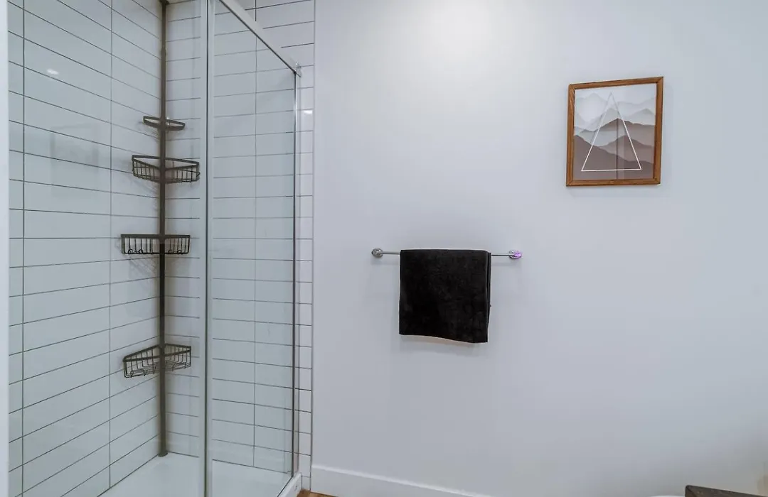 2Br Condo 10 Min To Old Quebec Pool & Gym-1