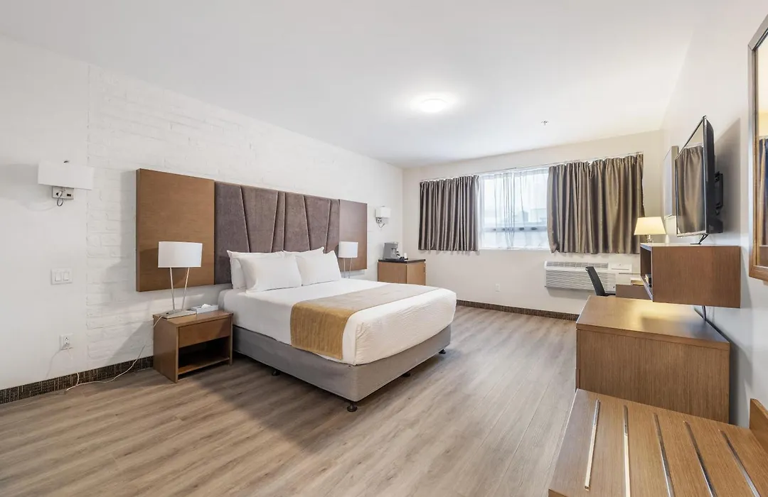 Hotel Montreal Metropolitan, An Ascend Collection Hotel-1