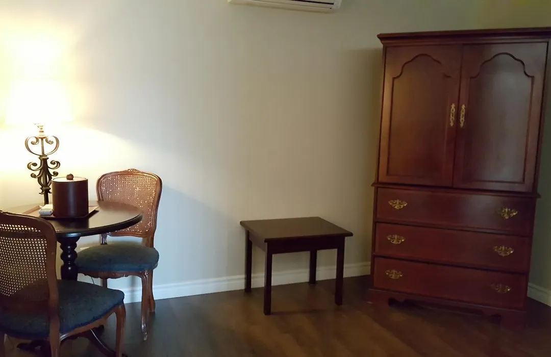 Duvernay Studios&Suites-1