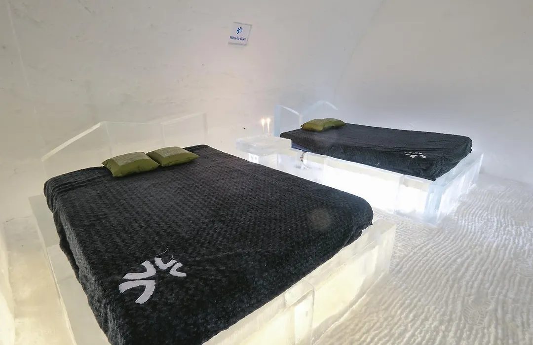 Hotel De Glace-1