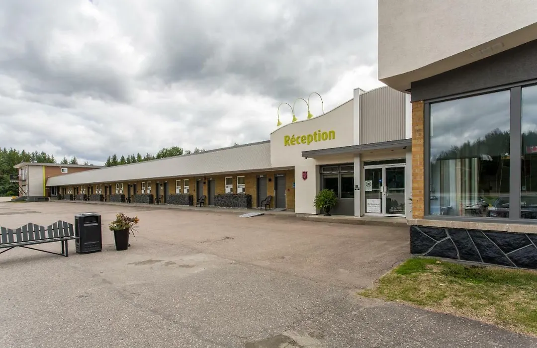 Hotel Mont-Valin-1