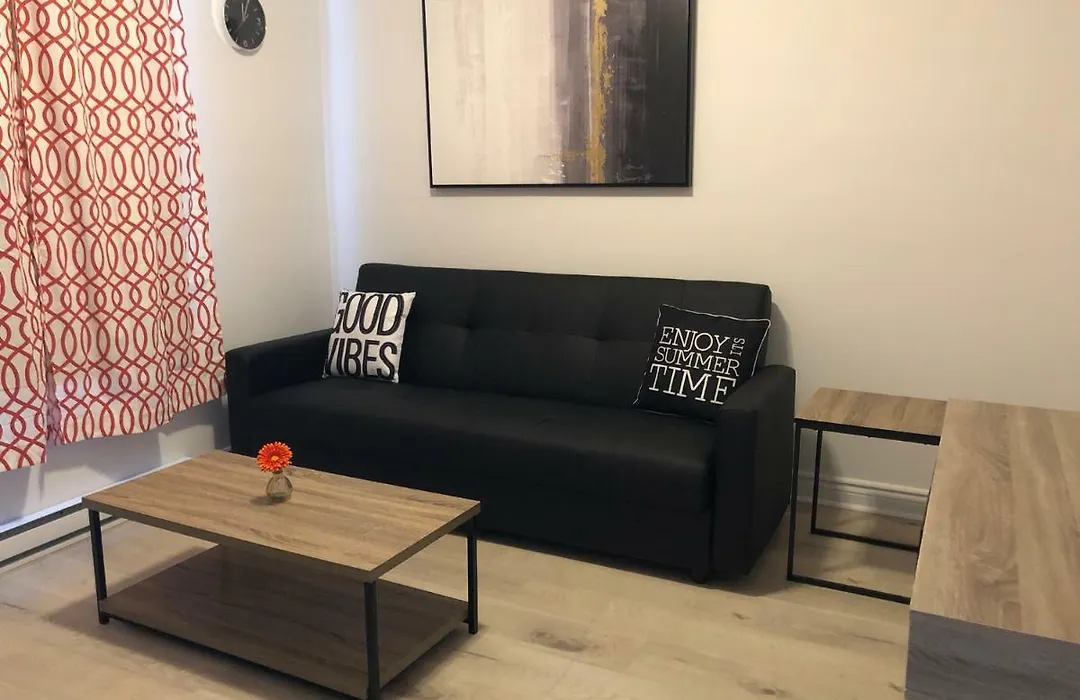 Apartment With Parking By The Lachine Canal 02-1