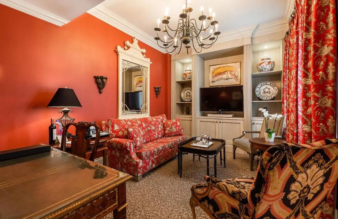 Hotel Le St. James Montreal-1