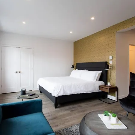 Live Like A Local In This Superb Loft By Den Stays-2