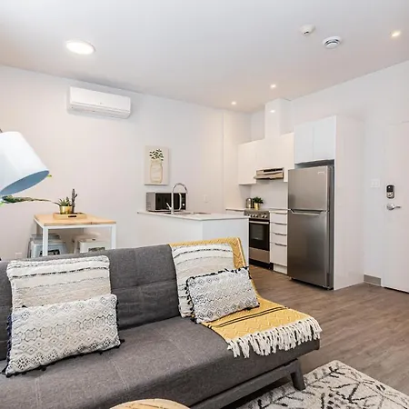New And Perfectly Located 1 Bedroom Apartment By Den Stays-3