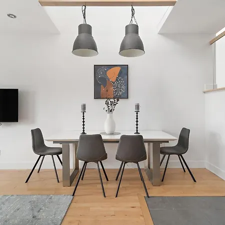 Frontenac Apartments By Restavio-2