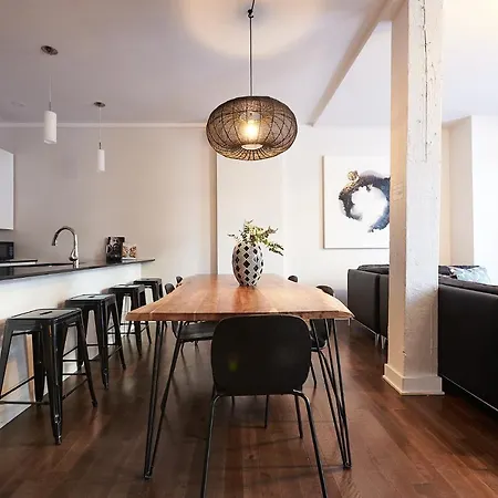 New Amazing Plateau Loft Steps Away From Mount-Royal By Den Stays-2