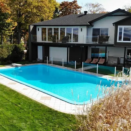 Contemporary Style With Amazing View 3-4 Br-2