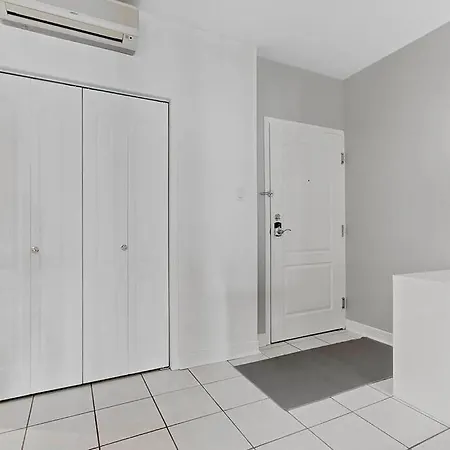 ***Nouveau*** Superbe Condo Pour 8 Personnes-3
