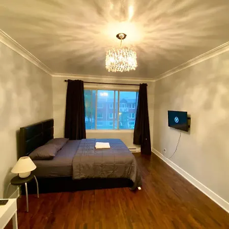 Montreal Home - Affordable Rooms With Smart Tv, Shared Kitchen-2