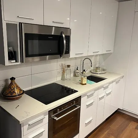 Beautiful Condo With A Pool At Rooftop-2