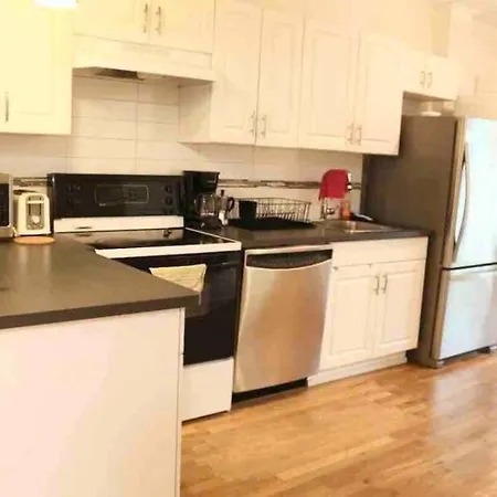 Spacious 2Bd Room Appartement In Plateau Montroyal-2