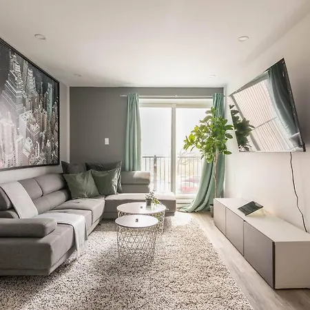 3Br City Escape In Stylish Apartment At Anjou-3