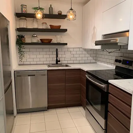 Montreal Condo Suite-3