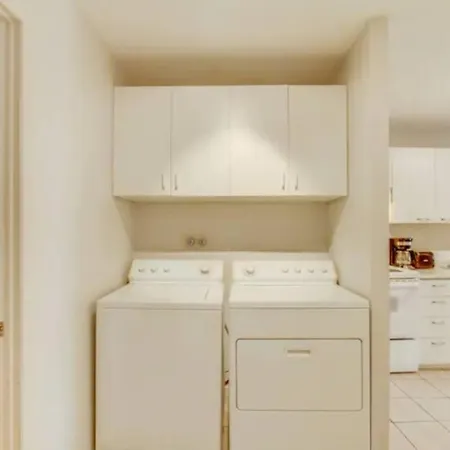 Le Condo Cozy De La Citee-3
