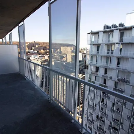 Best Location & Modern Condo-3