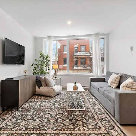 Suite In The Heart Of Le Plateau - 201-3