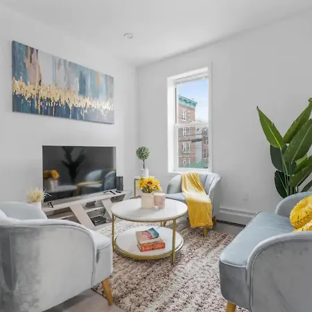 ↞ The Urban Chalet Downtown ↠-3