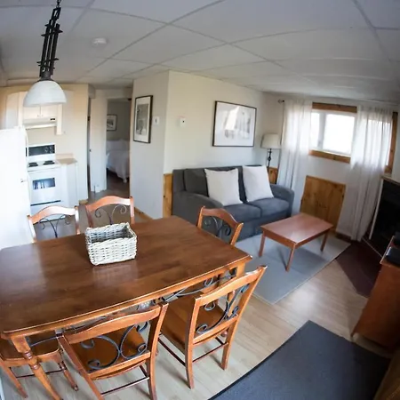 Le Montagnard, Auberge Hotel & Chalets-3