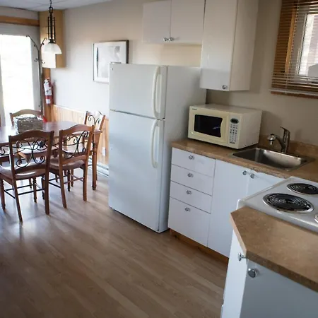 Le Montagnard, Auberge Hotel & Chalets-2
