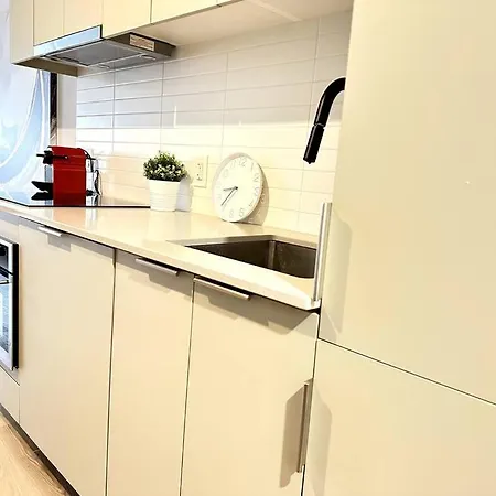1406 Sainte Elisabeth-3
