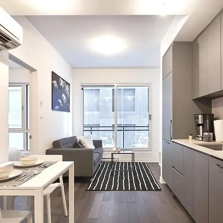 Downtown Lovely 1-Bedroom Condo With Free Coffee-3