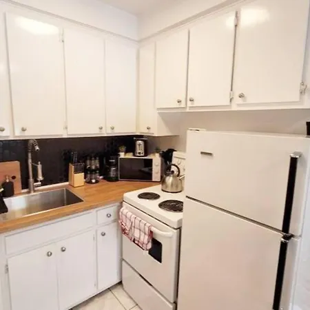 Cozy Lovely & Fully Functional Nest In Mtl Core-2