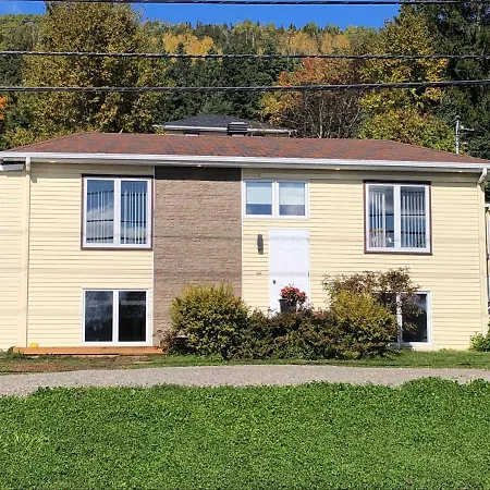 The Gaspe Bay Villa Near Forillion Park-2