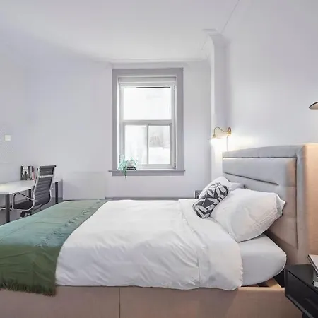 Fully Furnished 4Br Apt W/ Easy Access To Metro #3-2