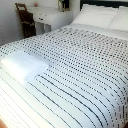 Chambre Privee Lumineuse-3
