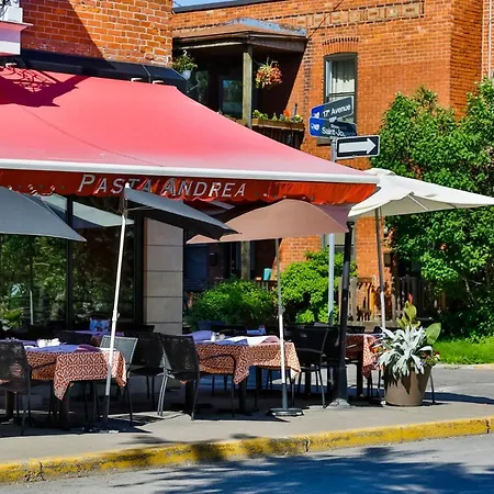 Comfortable 2-Bedroom Apartment - Free And Plentiful Parking - 10 Minutes To Airport And 15 Minutes To Downtown Montreal - Near Popular Waterfront Restaurants - Located In Beautiful Lachine-3