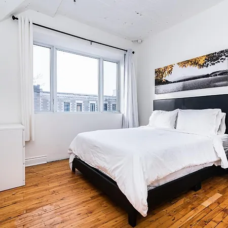 Artistic & Tech Mile End Suites-2